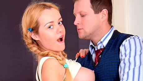 Beautiful big bottomed amateur wife Julia Blair cheats on her boyfriend
